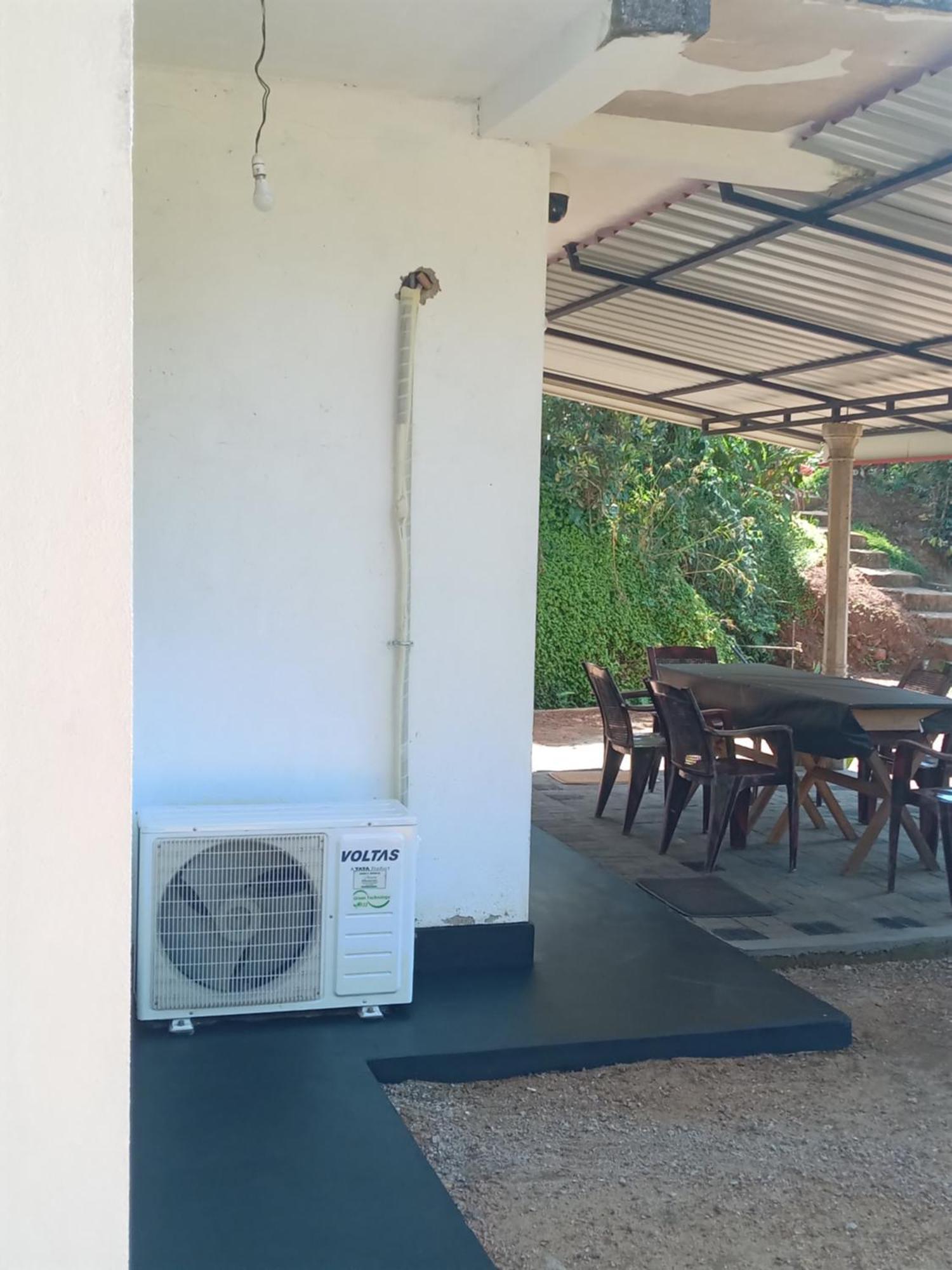 Rainforest Holiday Inn دينيايا المظهر الخارجي الصورة